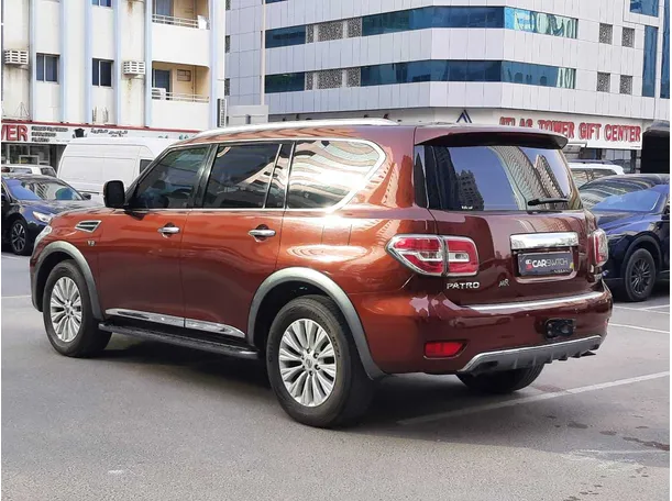 Car image 7
