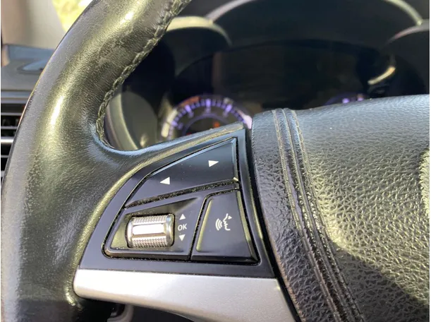Car image 23