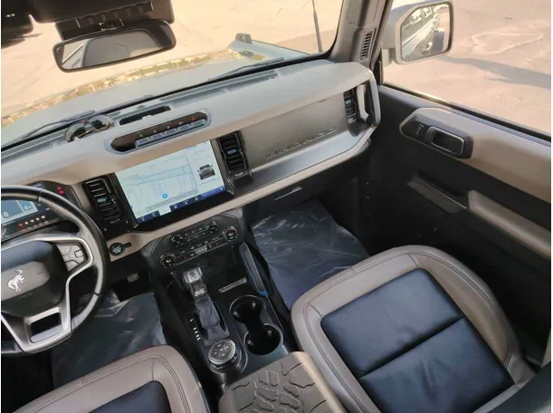 Car image 34