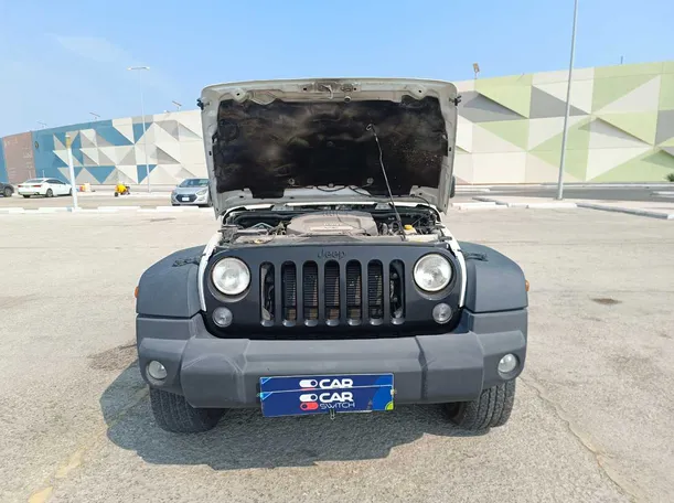 Car image 36