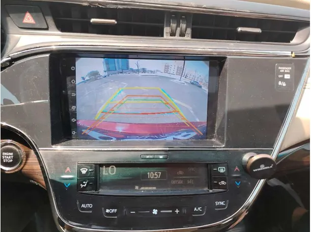Car image 30