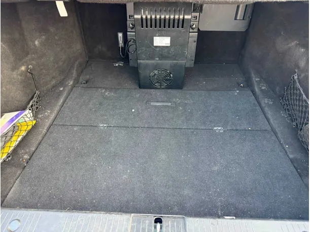 Car image 31