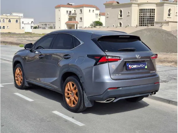 Car image 7