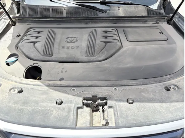 Car image 31