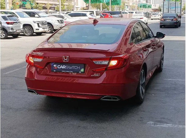 Car image 5