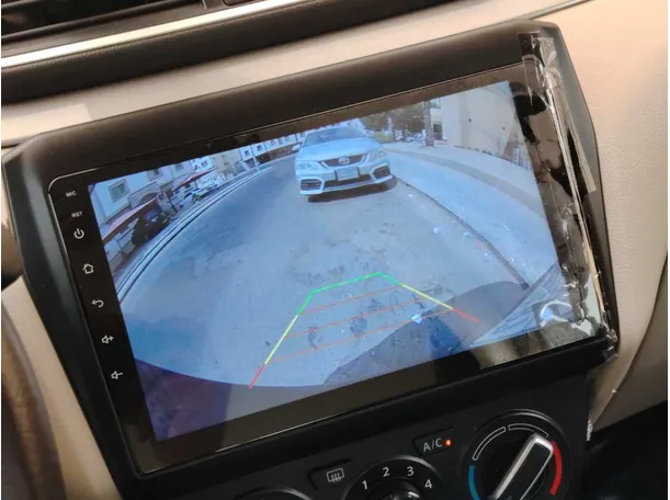 Car image 19
