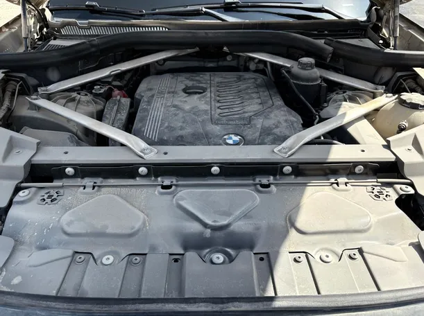 Car image 29