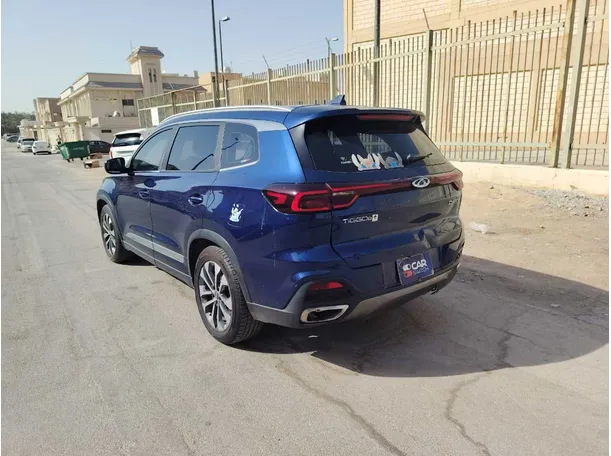 Car image 7