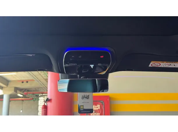 Car image 25