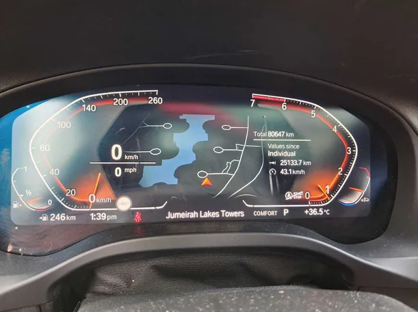 Car image 19