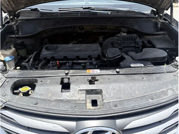 Car image 30