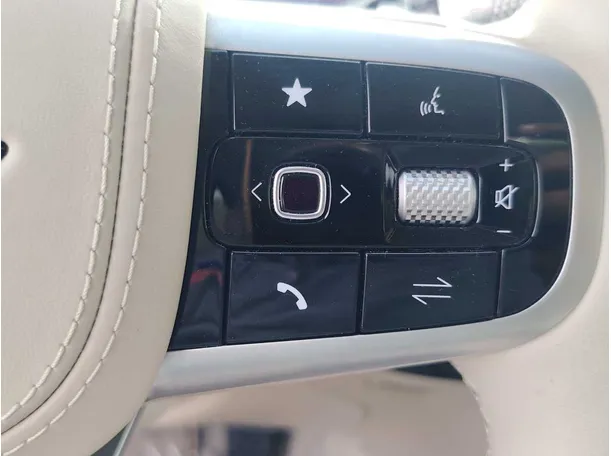Car image 42