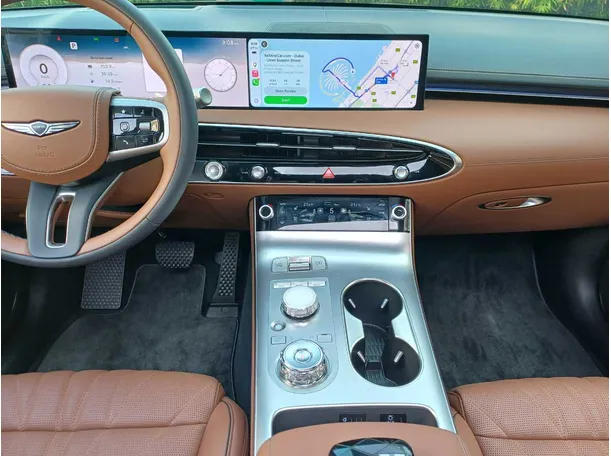 Car image 18