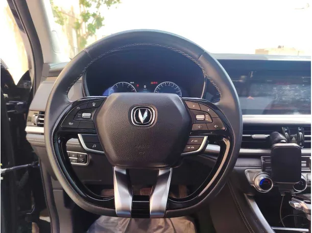 Car image 22