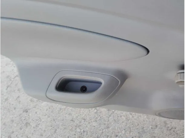 Car image 28