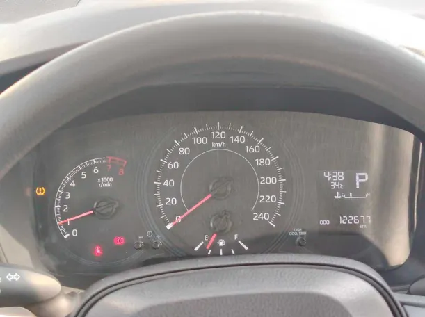 Car image 22
