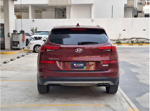 Car image 6