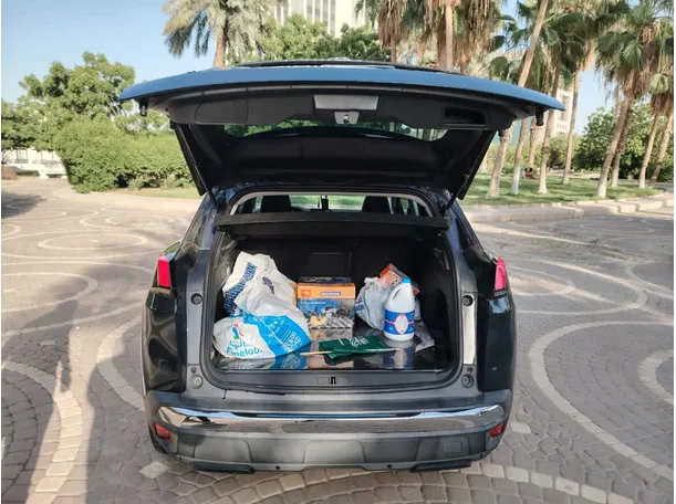 Car image 29