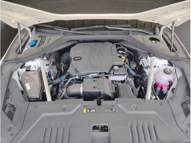 Car image 40
