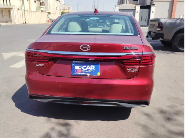 Car image 6