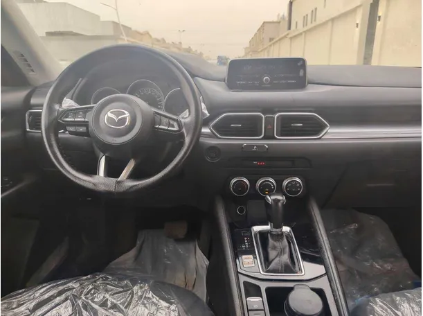 Car image 20