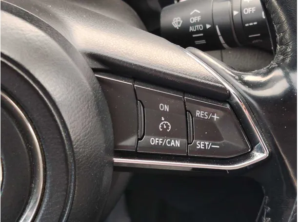 Car image 40