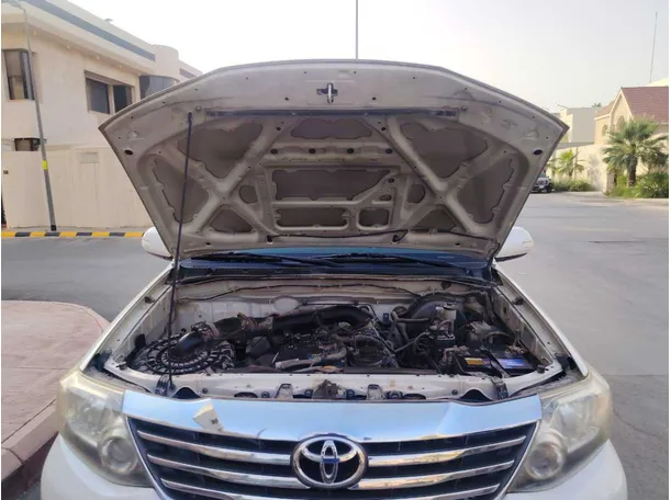 Car image 28
