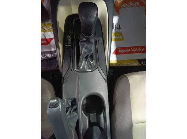 Car image 15