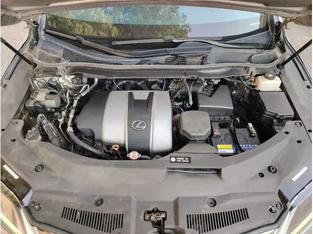 Car image 38