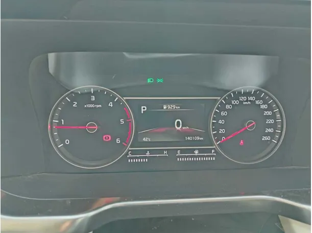 Car image 27