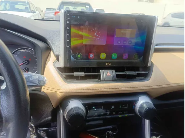 Car image 22