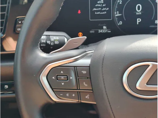 Car image 25