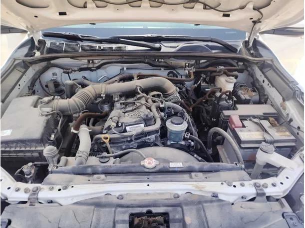 Car image 32