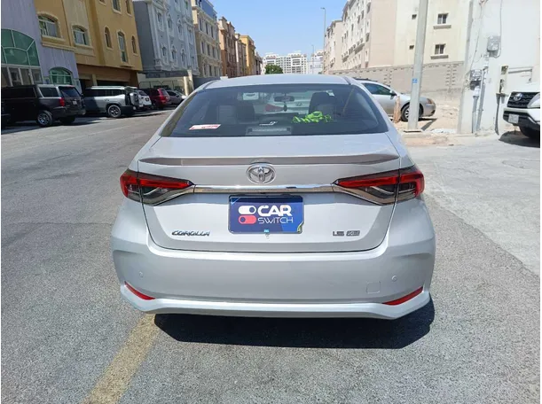 Car image 6