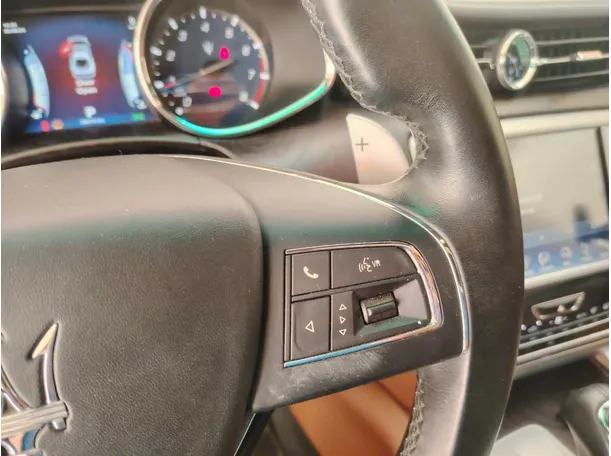 Car image 39