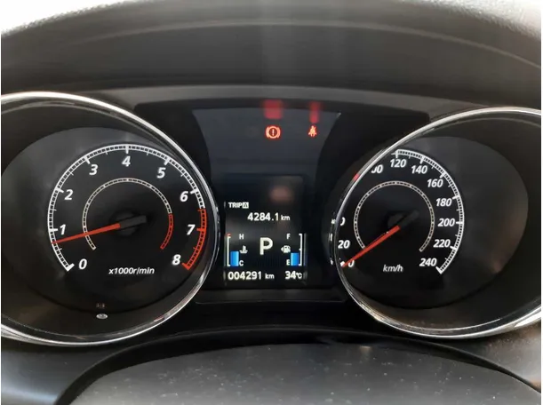 Car image 18