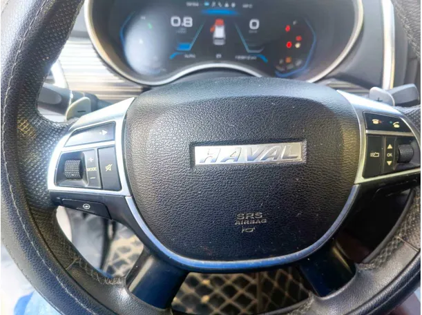 Car image 27