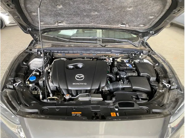 Car image 27