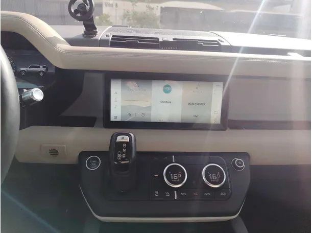 Car image 21