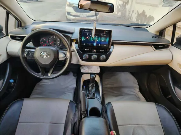 Car image 21