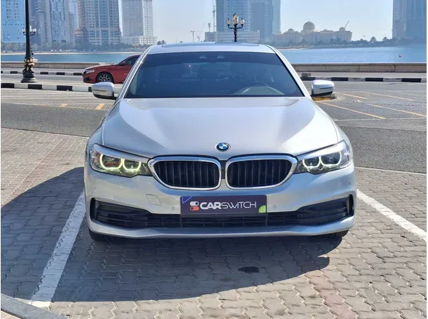 2019 بي ام دبليو 530 في الشارقة