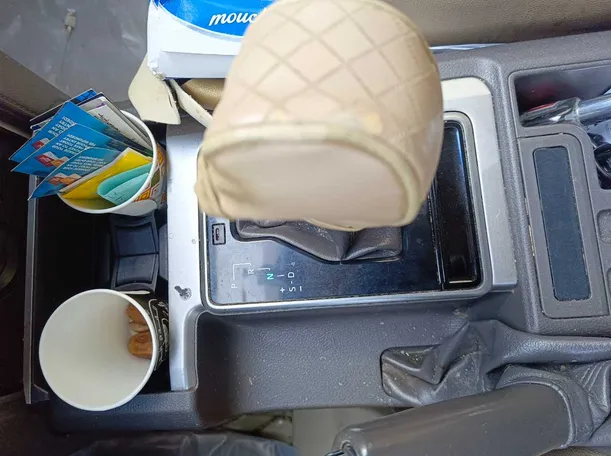 Car image 21