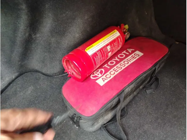 Car image 36