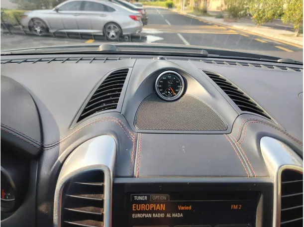 Car image 37