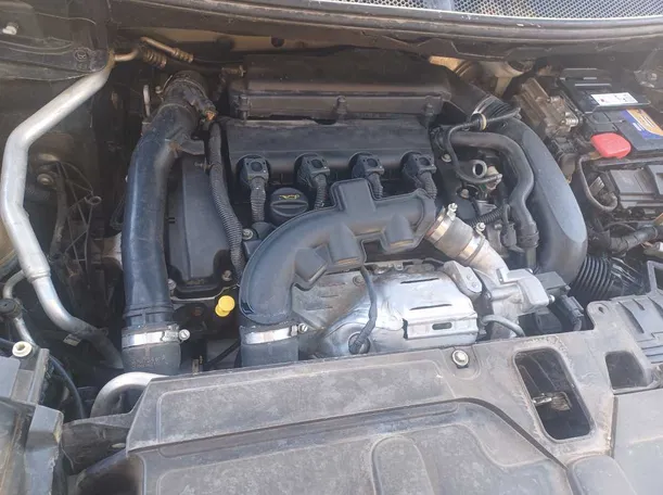 Car image 23