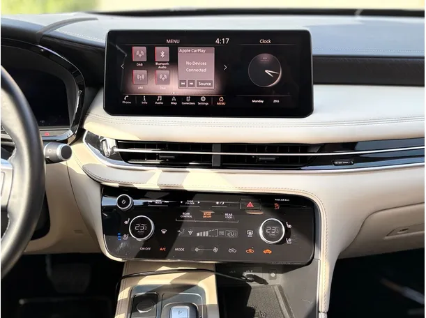 Car image 22