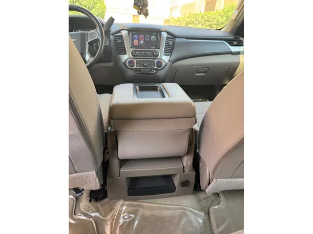 Car image 23