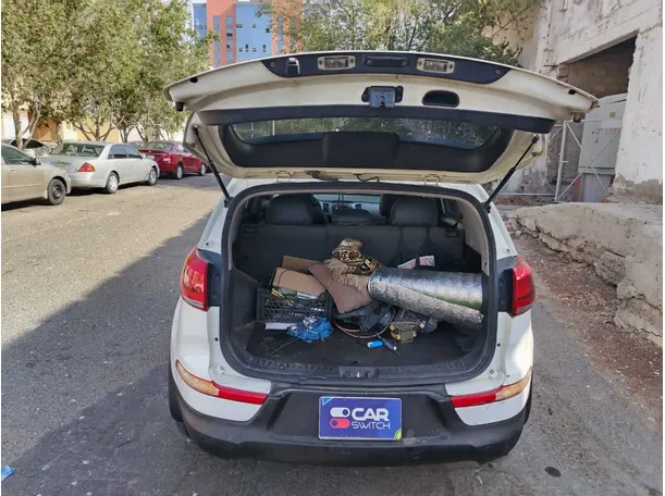 Car image 27