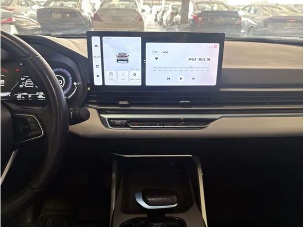 Car image 20