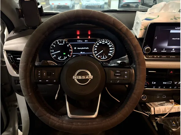 Car image 20